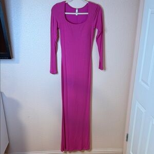 Populish Fuchsia Long Sleeve Maxi Dress with builtin Shapeware size M